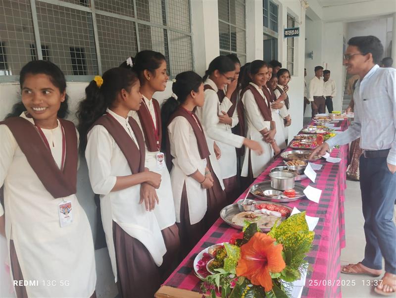  पोला एवं तीजा के शुभ अवसर पर विविध सांस्कृतिक एवं  पारंपरिक प्रतियोगिताओं का आयोजन